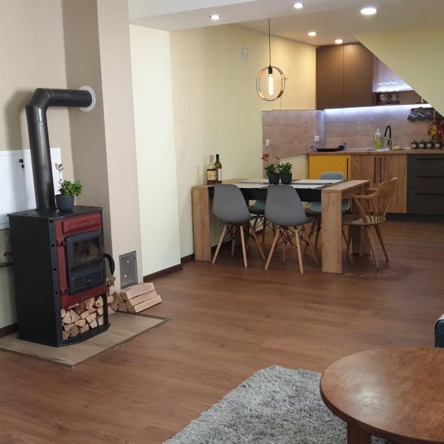 Nikas Apartman Donji Milanovac Kültér fotó